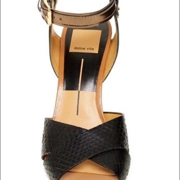 SOLD - Dolce Vita Kelly Sandal - Picture 3 of 8